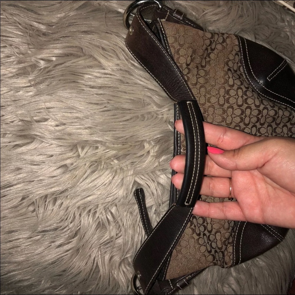 Coach Handbag - Picture 3 of 7